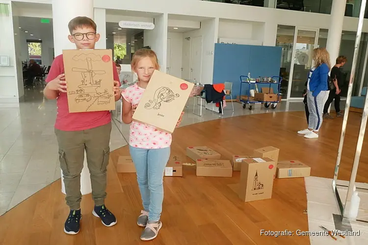 Ophalen kinderkunst archiefdozen