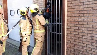 Hennepkwekerijen in vrachtauto’s aangetroffen