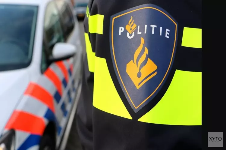 Politie beëindigt illegaal feest in schuur
