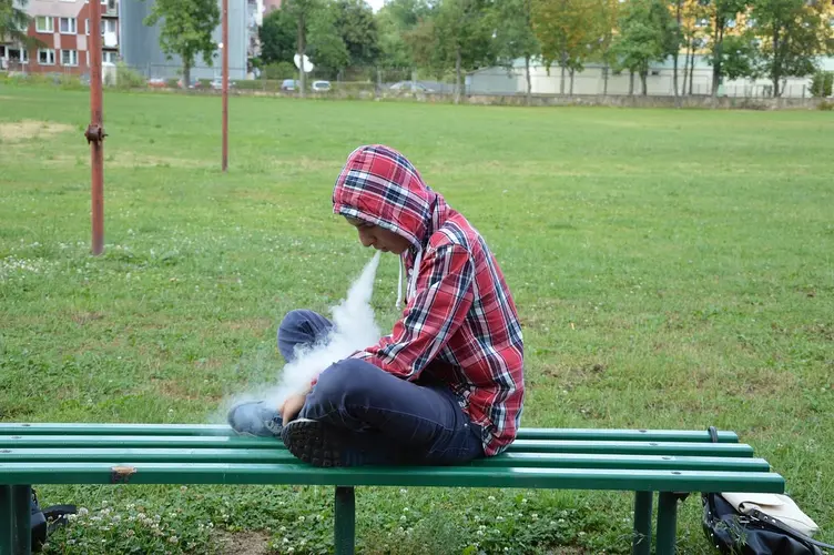 Onderzoek: Vapen steeds populairder onder Zuid-Hollandse jongeren