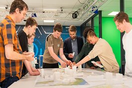 Leerlingen ISW bouwen mini Flora Campus Westland