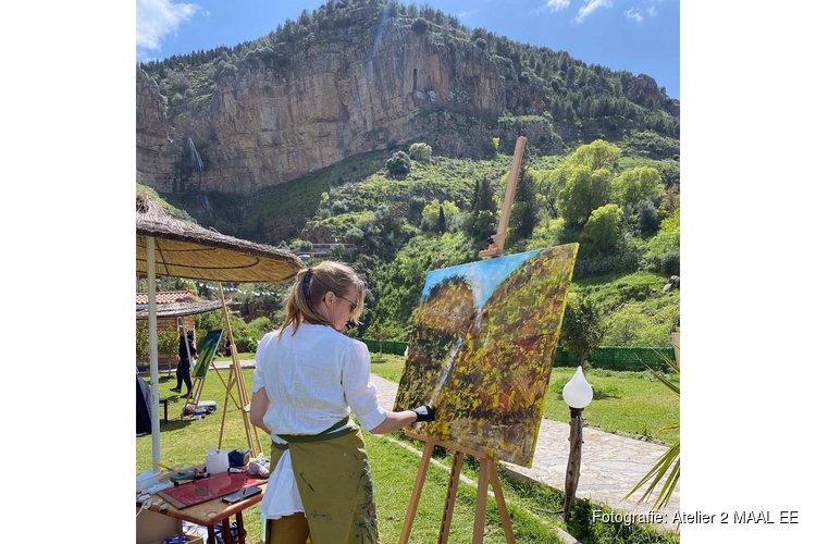 Van het Westland naar Algerije: kunstenaar Elise Eekhout exposeert op internationaal podium