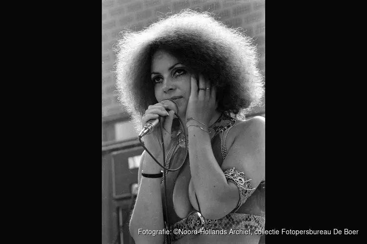 Earth & Fire-zangeres Jerney Kaagman overleden op 79-jarige leeftijd