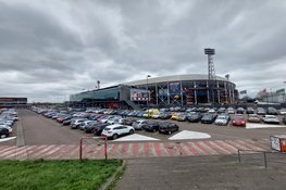 Feyenoord geeft voorsprong uit handen, Go Ahead Eagles pakt punt